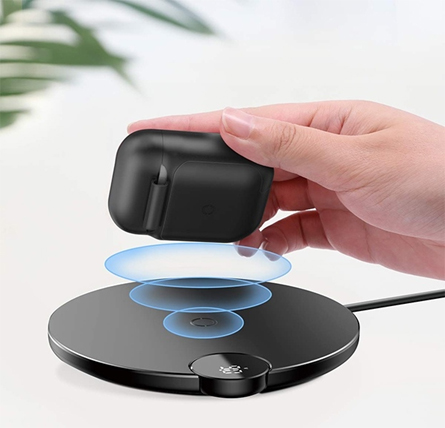 Беспроводная зарядка AirPods