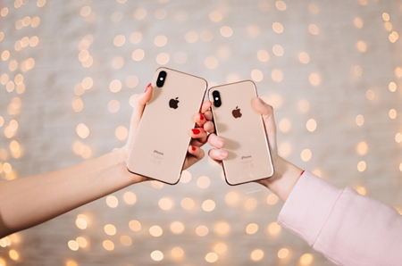 Серый или белый iPhone