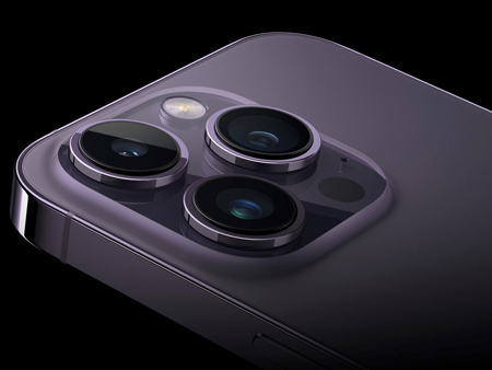 Камери двох моделей: iPhone 11 та iPhone 14