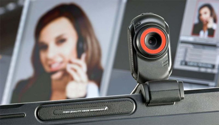 Веб-камера з типом кріплення «прищіпка»