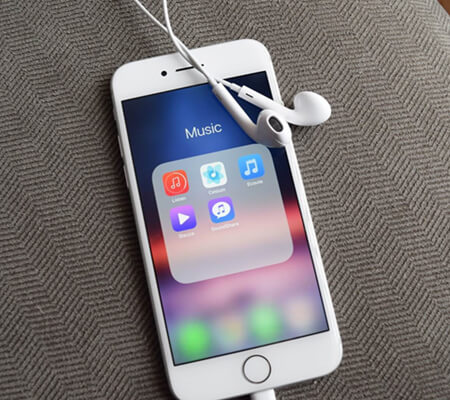 Слухати музику на iPhone