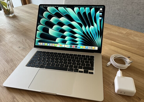 Apple Macbook Air M2 с экраном 15,3
