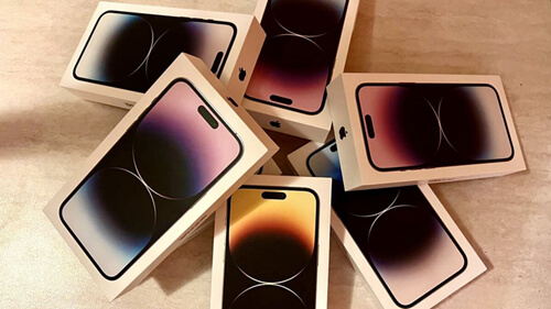 Откуда Айфоны