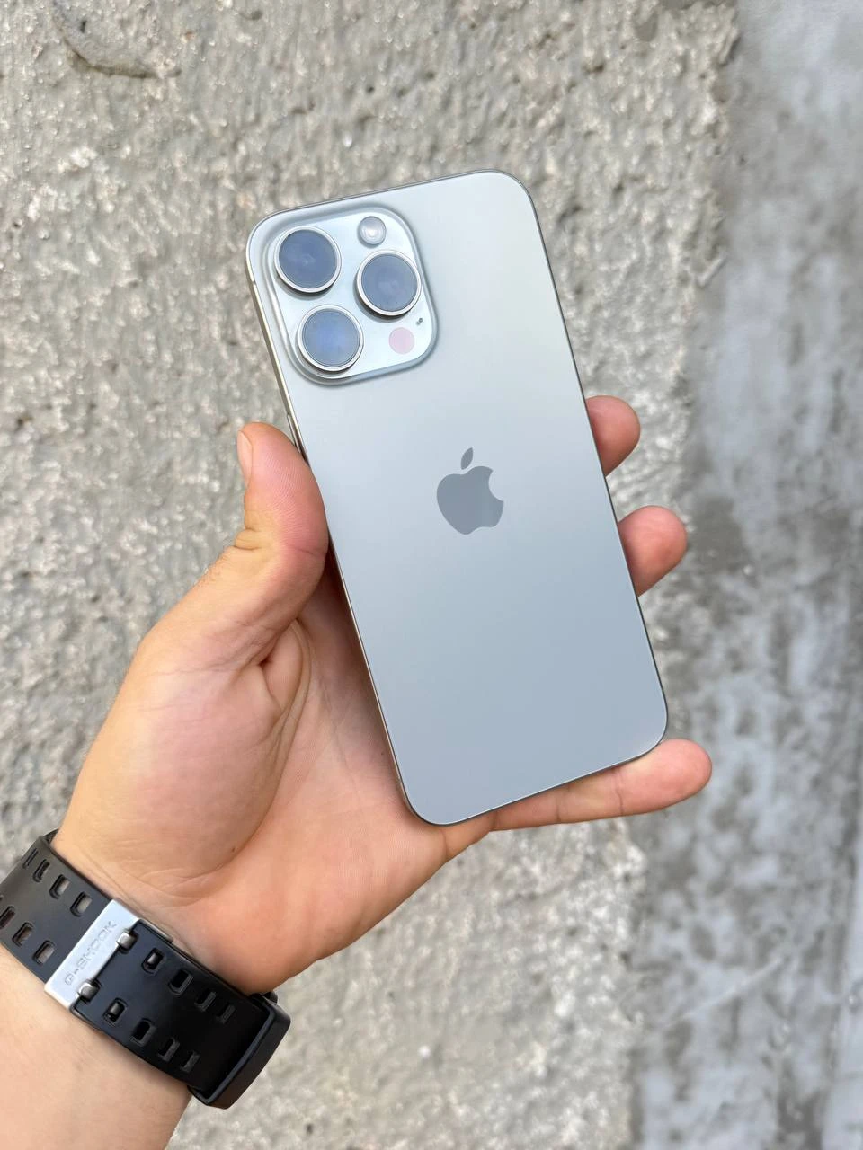 Б/У Apple iPhone 15 Pro Max 512GB  Natural Titanium (Как новый)