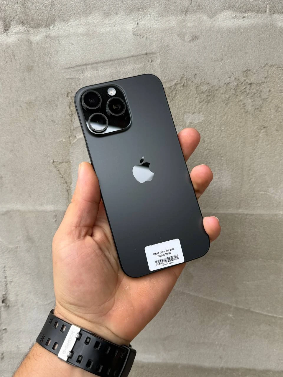 Б/У Apple iPhone 16 Pro Max 256GB Black Titanium (Как новый)