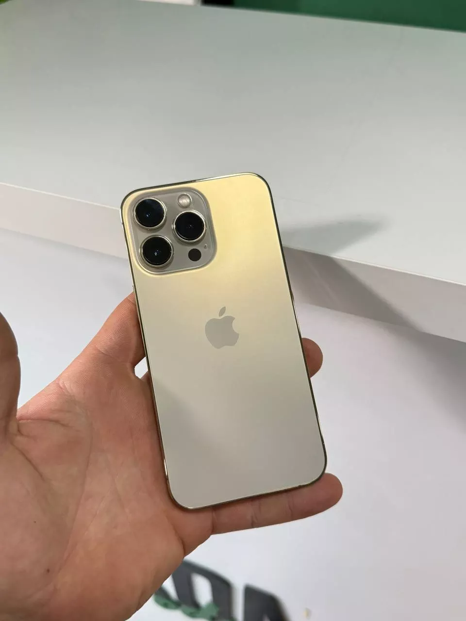 Б/В Apple iPhone 13 Pro 256GB Sierra Blue (Хороший стан)