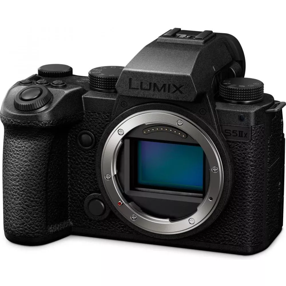 Фотоаппарат Panasonic Lumix S DC-S5 IIX Body (DC-S5M2XEE) (UA)