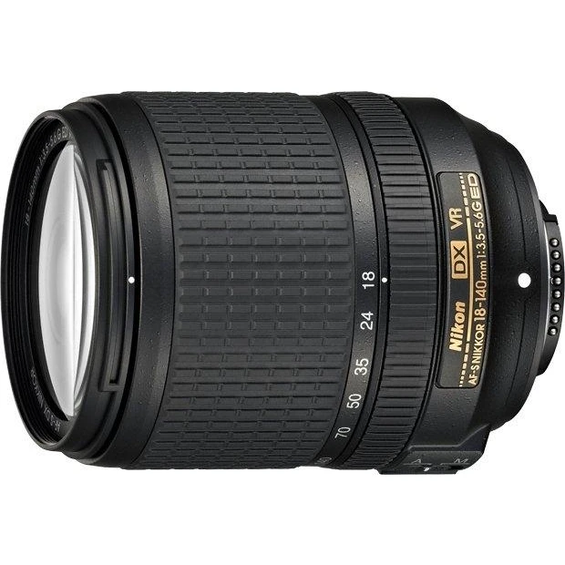 Объектив Nikon AF-S DX NIKKOR 18-140mm f/3,5-5,6G ED VR (JAA819DA)