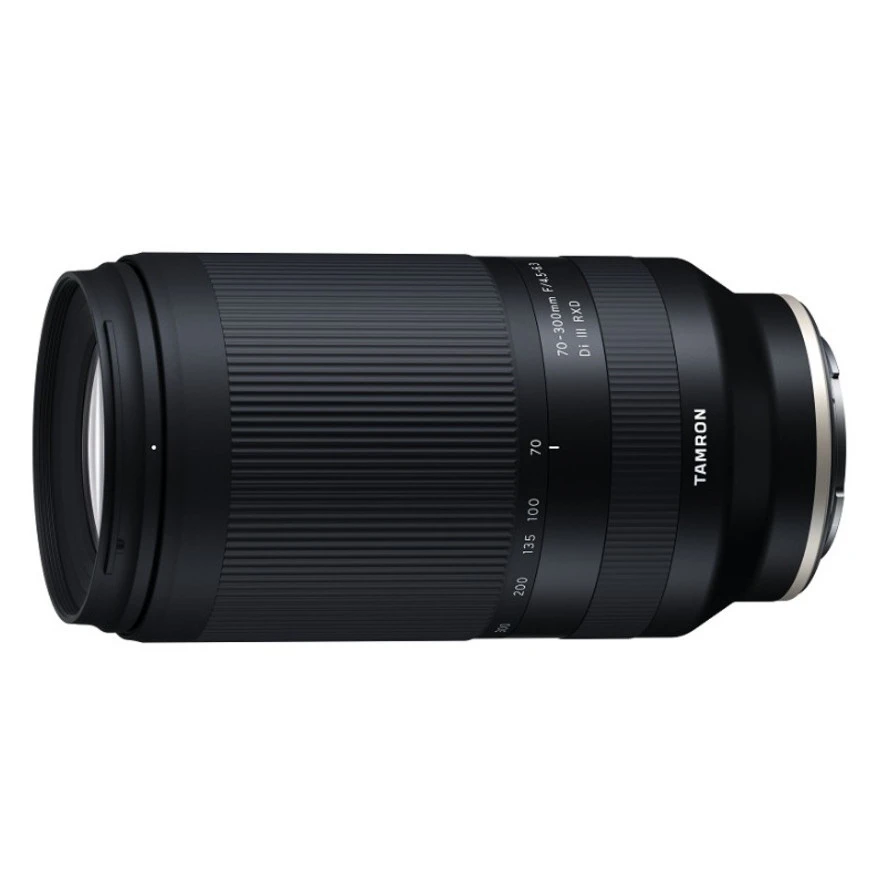 Объектив Tamron AF 70-300mm f/4.5-6.3 Di III RXD for Sony E Black