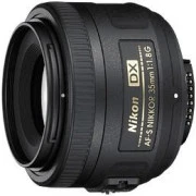 Об'єктив Nikon AF-S Nikkor 35mm f/1.8G + Спалах Nikon SB-700 Black