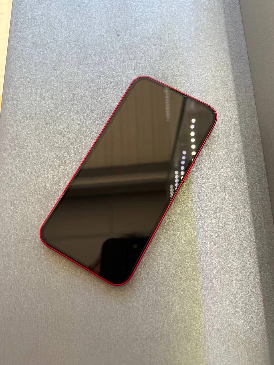 Б/У Apple iPhone 14 256GB Product Red (Хорошее состояние) (MPWH3)