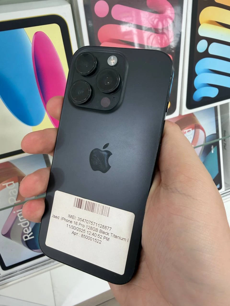Б/У Apple iPhone 16 Pro 128GB Black Titanium (Хорошее состояние) (MYND3)