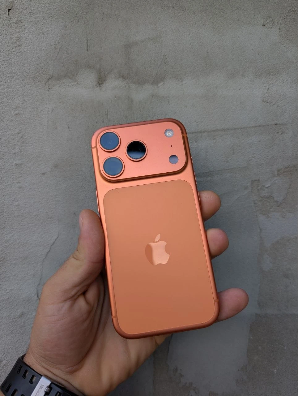 Б/У Apple iPhone 17 Pro 512GB Cosmic Orange (Хорошее состояние) (MG8M4)
