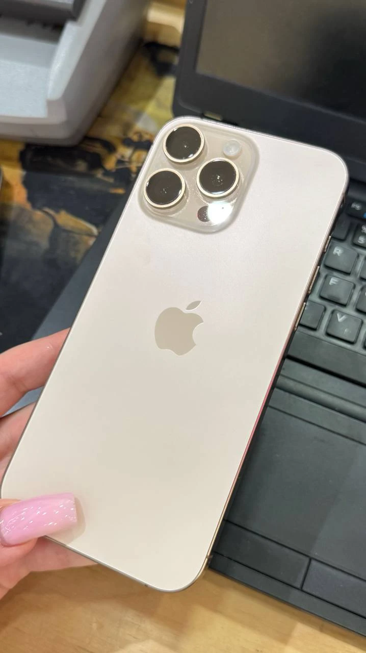 Б/У Apple iPhone 16 Pro Max 256GB eSIM Natural Titanium (Хорошее состояние)