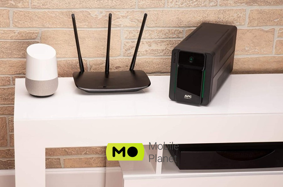 APC Easy-UPS BVX 700VA BVX700LI-GR 700 ВА (UA) Тип: інтерактивний; Тип монтажу: