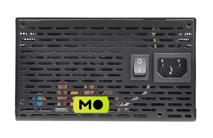 Thermaltake Smart BM2 550W 80 Plus Bronze (PS-SPD-0550MNFABE-1) EU Максимальна потужність, Вт: 550