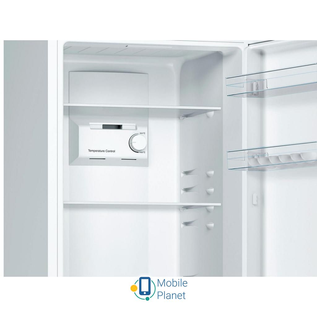 BOSCH KGN33NW206 Расположение морозильной камеры нижнее