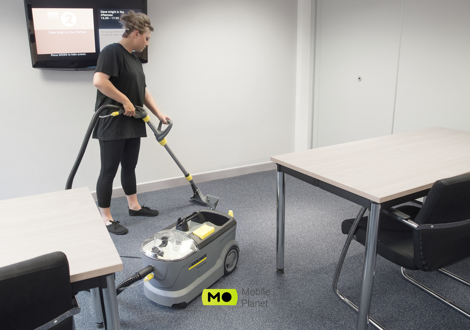 Karcher Puzzi 10/1 (1.100-131.0) Давление разбрызгивания 1 бар