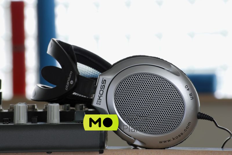 Koss UR40 Over-Ear (197063.101) (UA) Тип проводные
