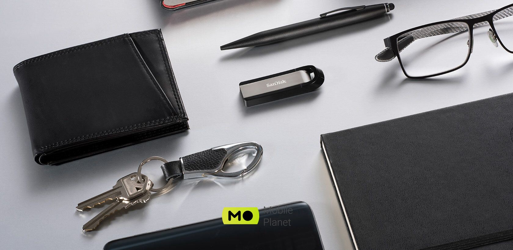 SanDisk USB 3.2 Extreme Go (SDCZ810-256G-G46) (UA) Дополнительно петля для шнура