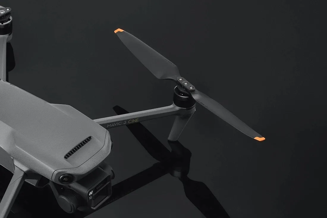 DJI Mavic 3 Low-Noise Propellers (CP.MA.00000424.01) Бренд: DJI / Тип: аксессуары к