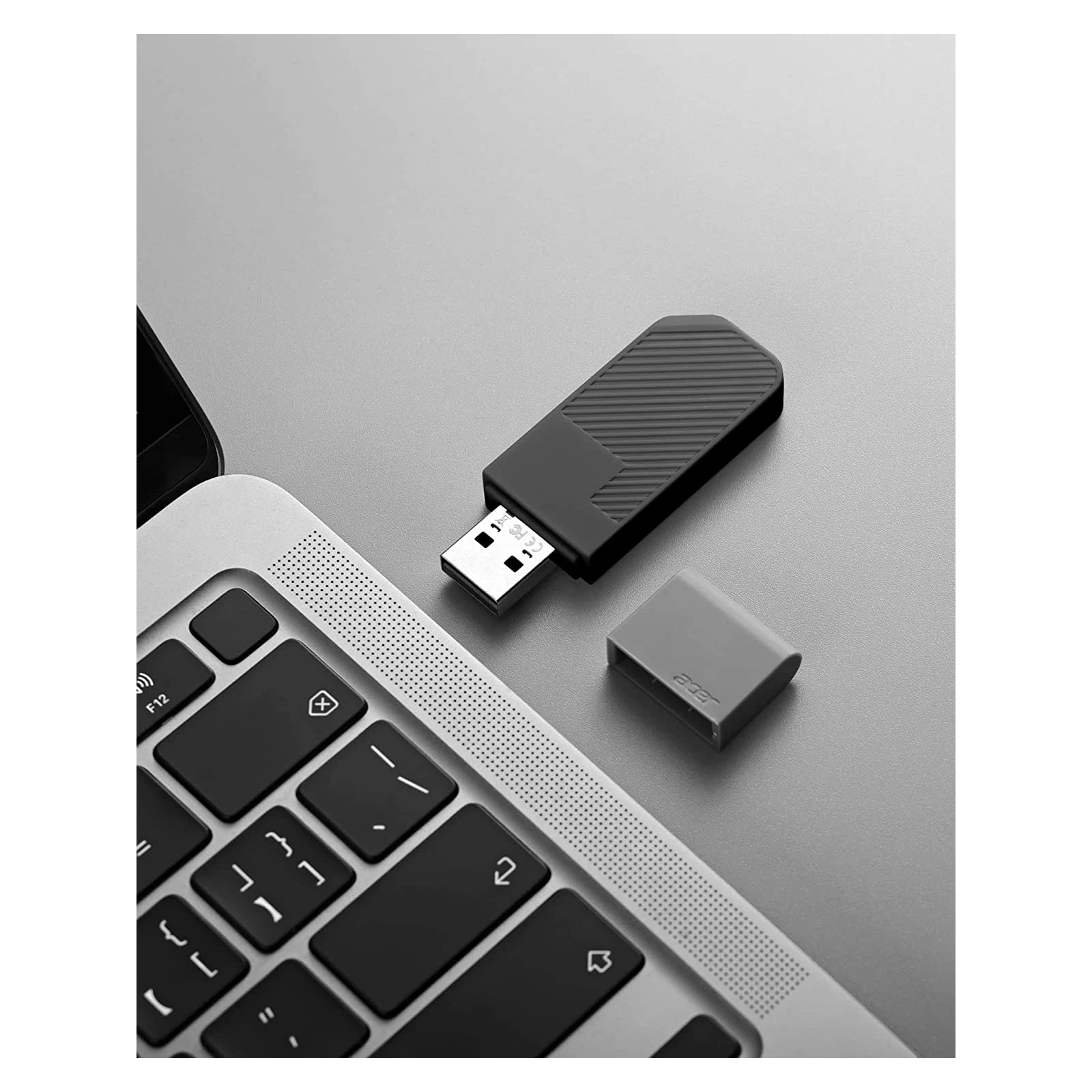 Acer 128GB UP200 Black USB 2.0 (BL.9BWWA.512) (UA) Об'єм пам'яті: 128 Gb; Інтерфейс: USB