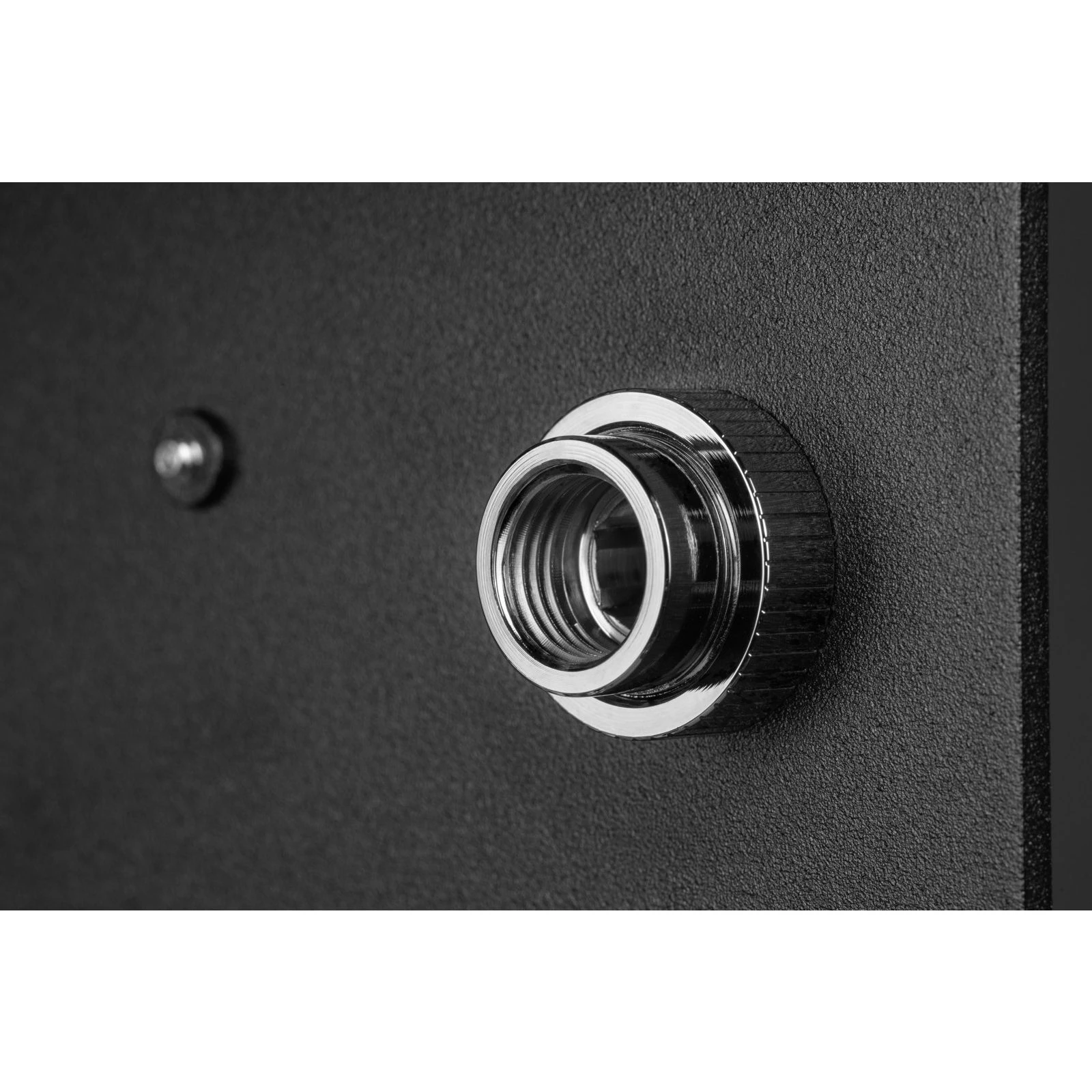 Фитинг для СВО Ekwb EK-Quantum Torque Pass-Through G1/4 - Nickel (3831109905449) (UA) Материал латунь ,  никель