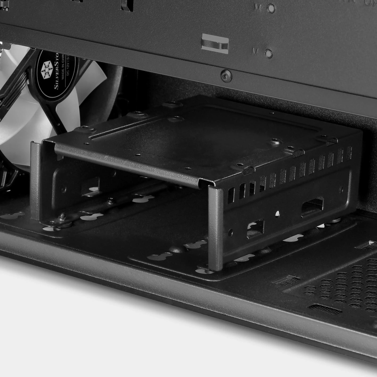 SilverStone FARA FAV1MB-PRO (SST-FAV1MB-PRO) (UA) Тип материнської плати mini-ITX; micro-ATX