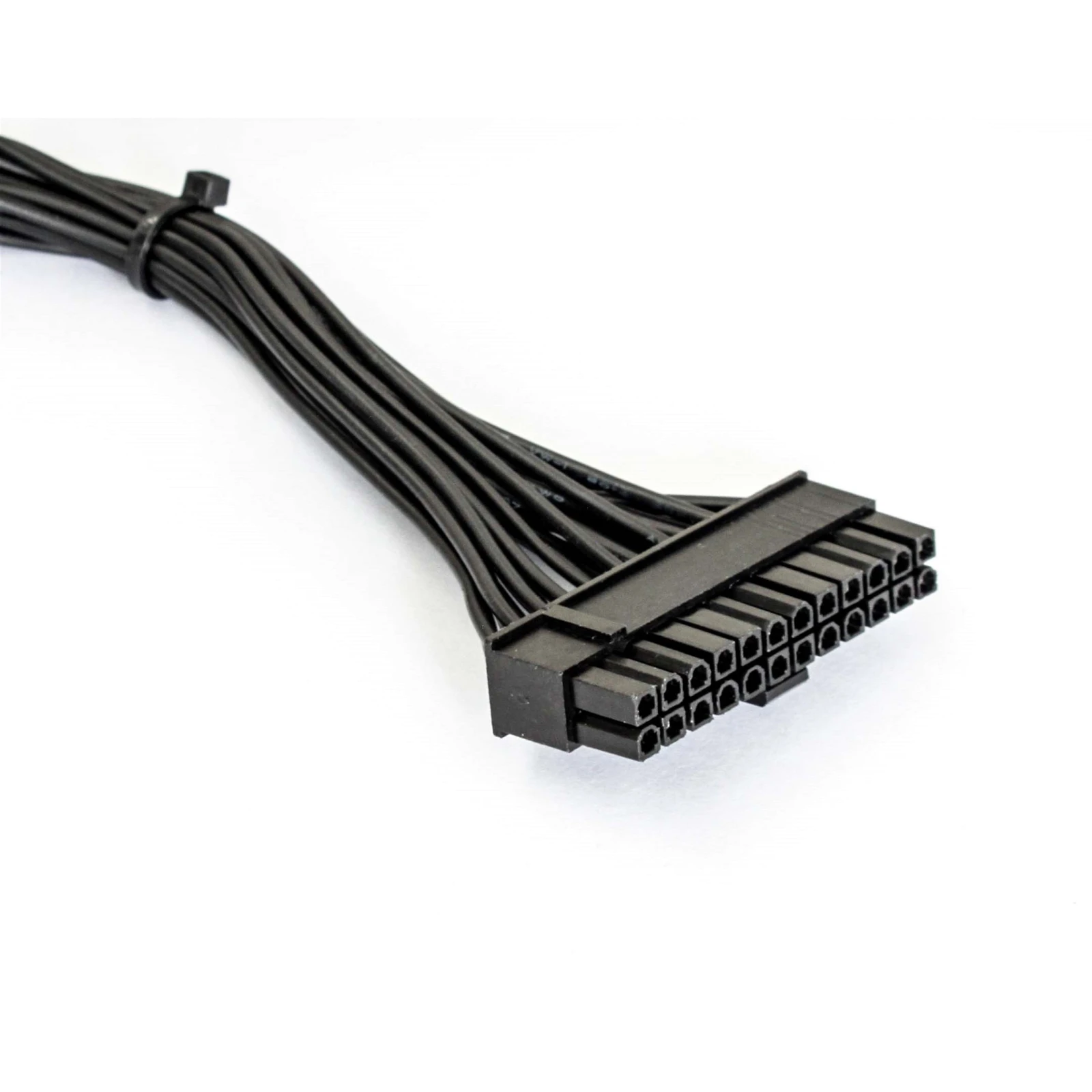 Gamemax GM-600 80+ APFC Black (UA) Мощность 600 Вт