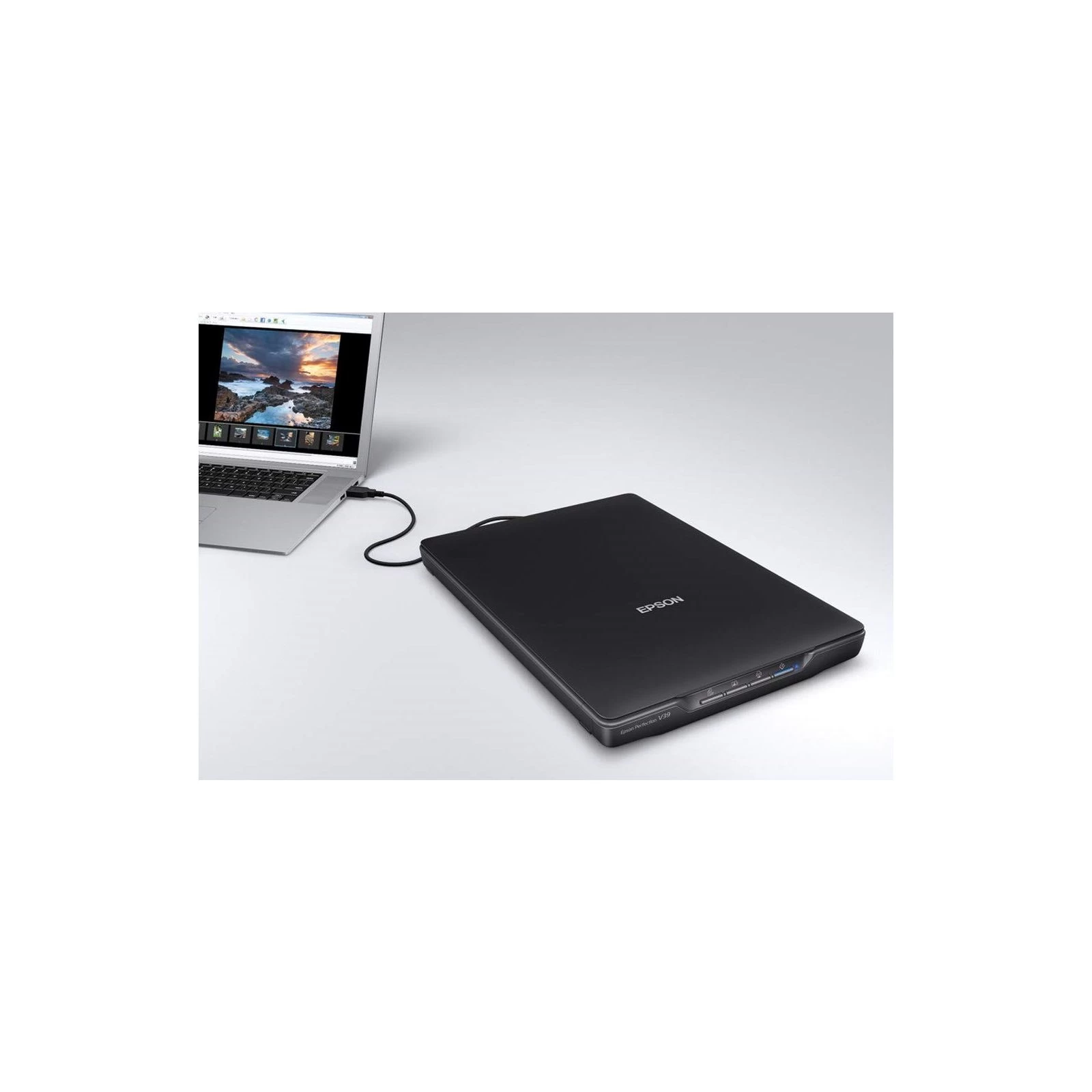 Epson Perfection V39II (B11B268401) (UA) Розрядність кольорового сканування 24 біт