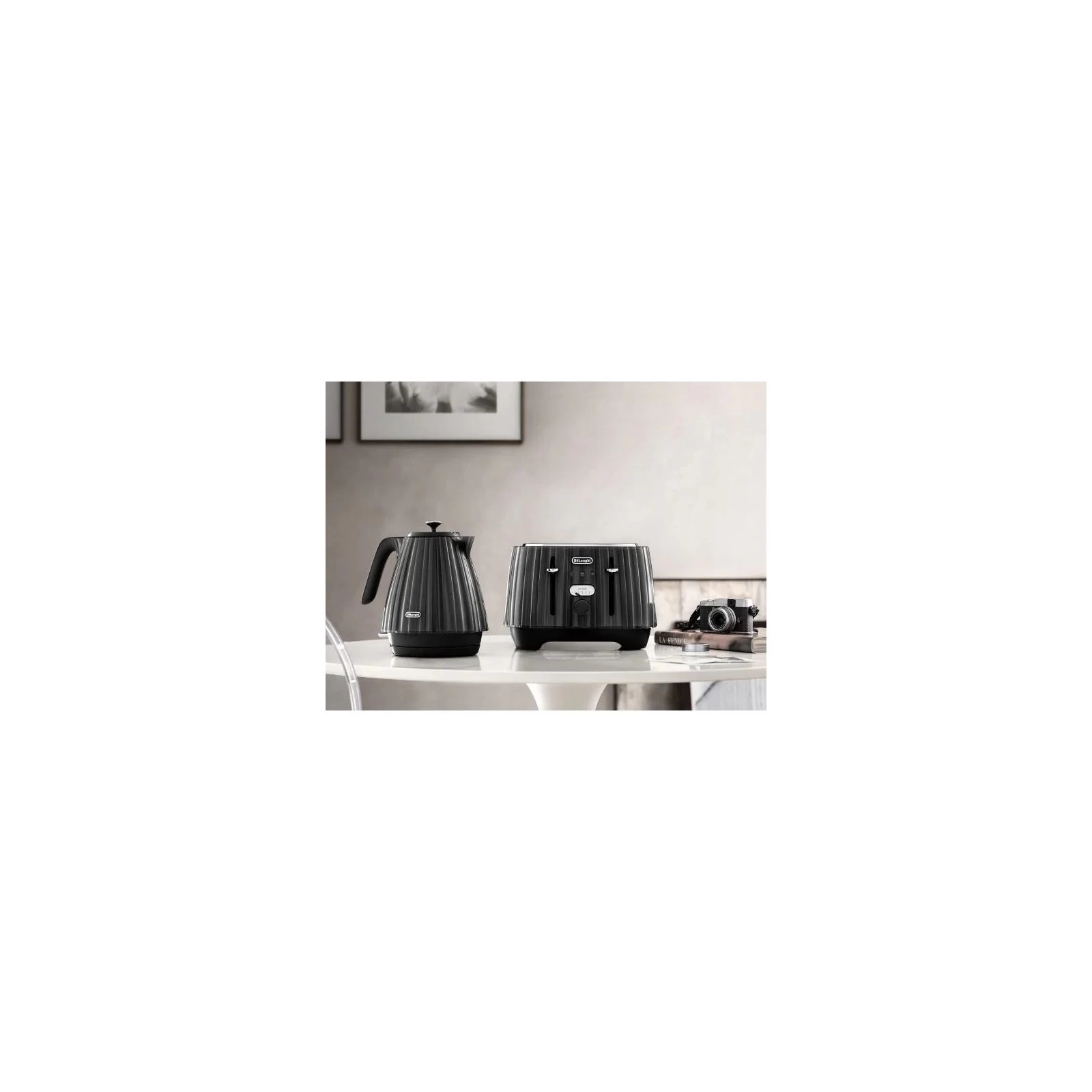 DeLonghi KBD 2001 BK (KBD2001BK) (UA) Тип: обычный; Объем: 1.7 л;