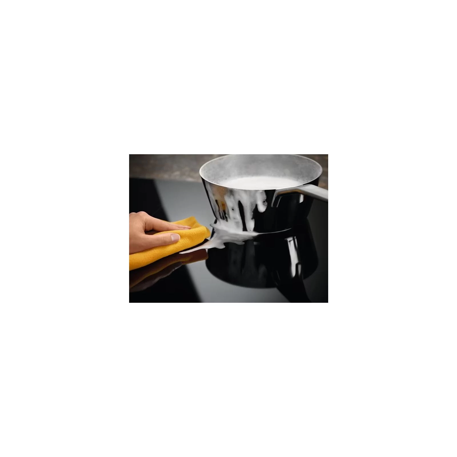 Electrolux CIR60430CB Максимальна потужність підключення 7350 Вт