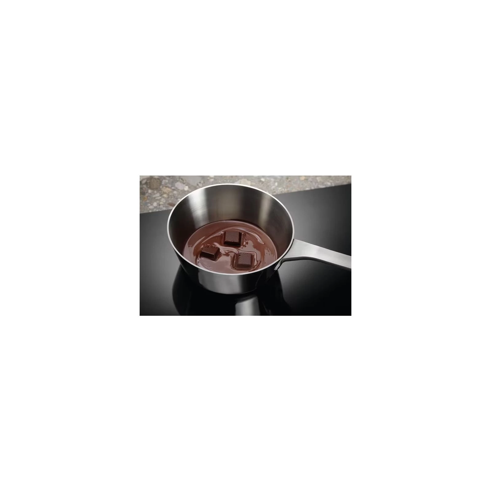 Electrolux CIR60430CB Кількість конфорок 4