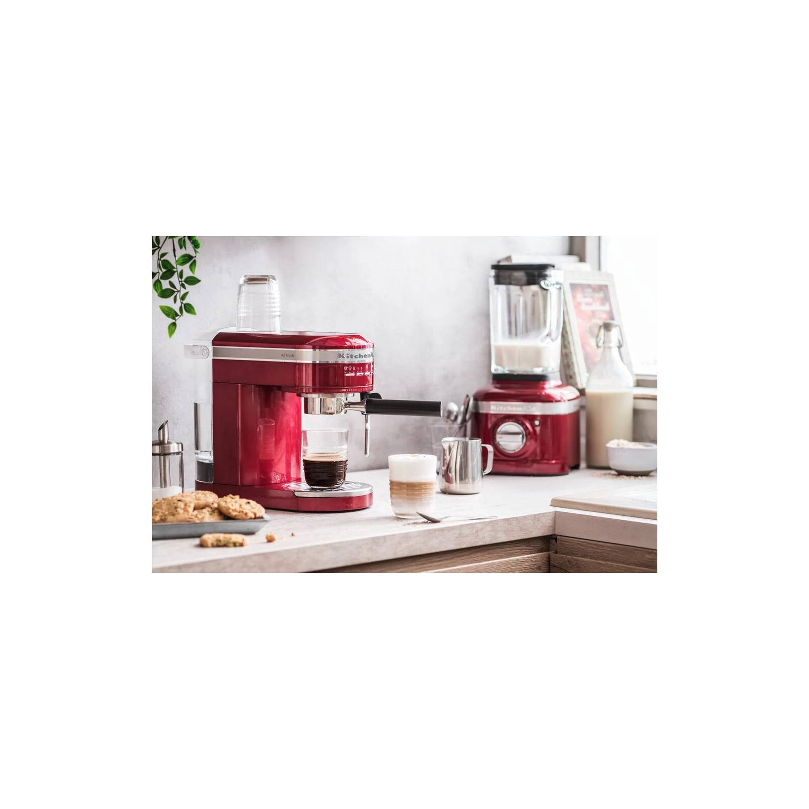 KitchenAid 5KSB4026ECA (UA) Матеріал корпусу скло+метал