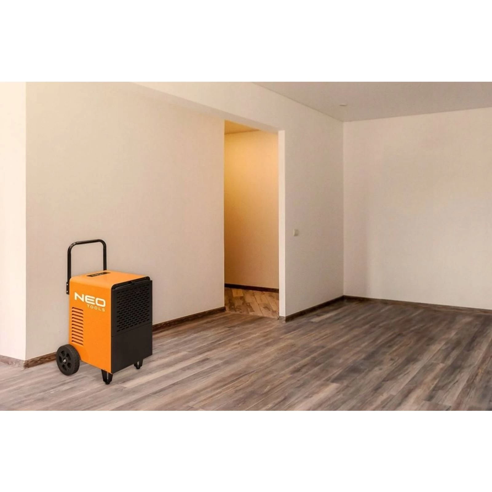 Neo Tools 90-160 (UA) Тип: промышленный; Способ