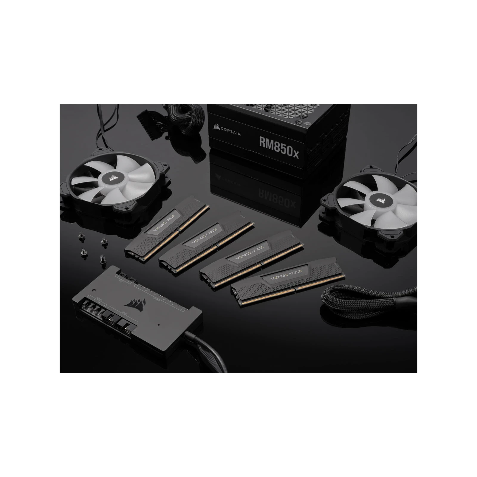 DDR5 64GB (2x32GB) 6000 MHz Vengeance Corsair (CMK64GX5M2B6000Z40) Тип пам'яті: DDR5; Об'єм пам'яті: 64