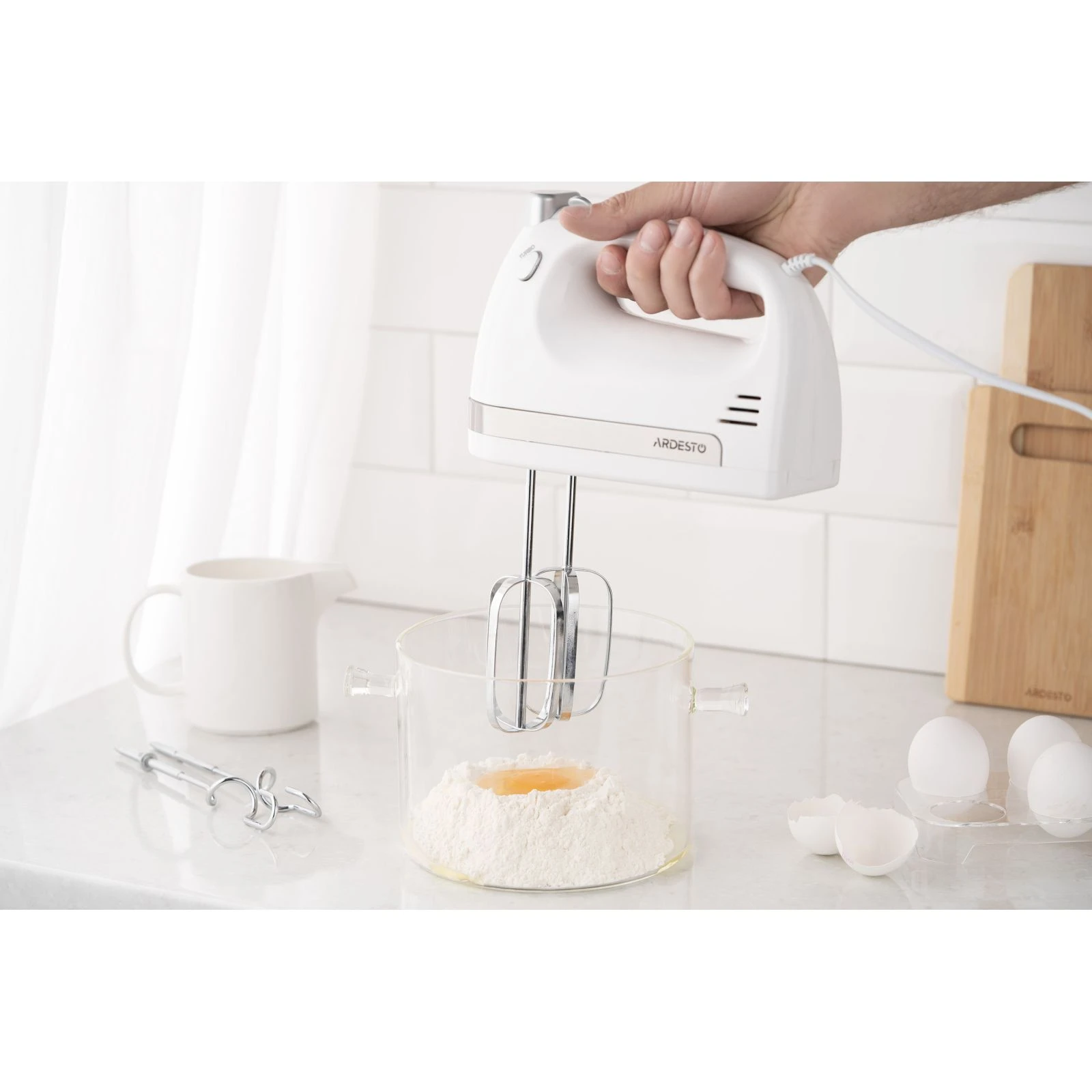 Ardesto HMC-3000W (UA) Тип: ручний; Потужність: 300 Вт;