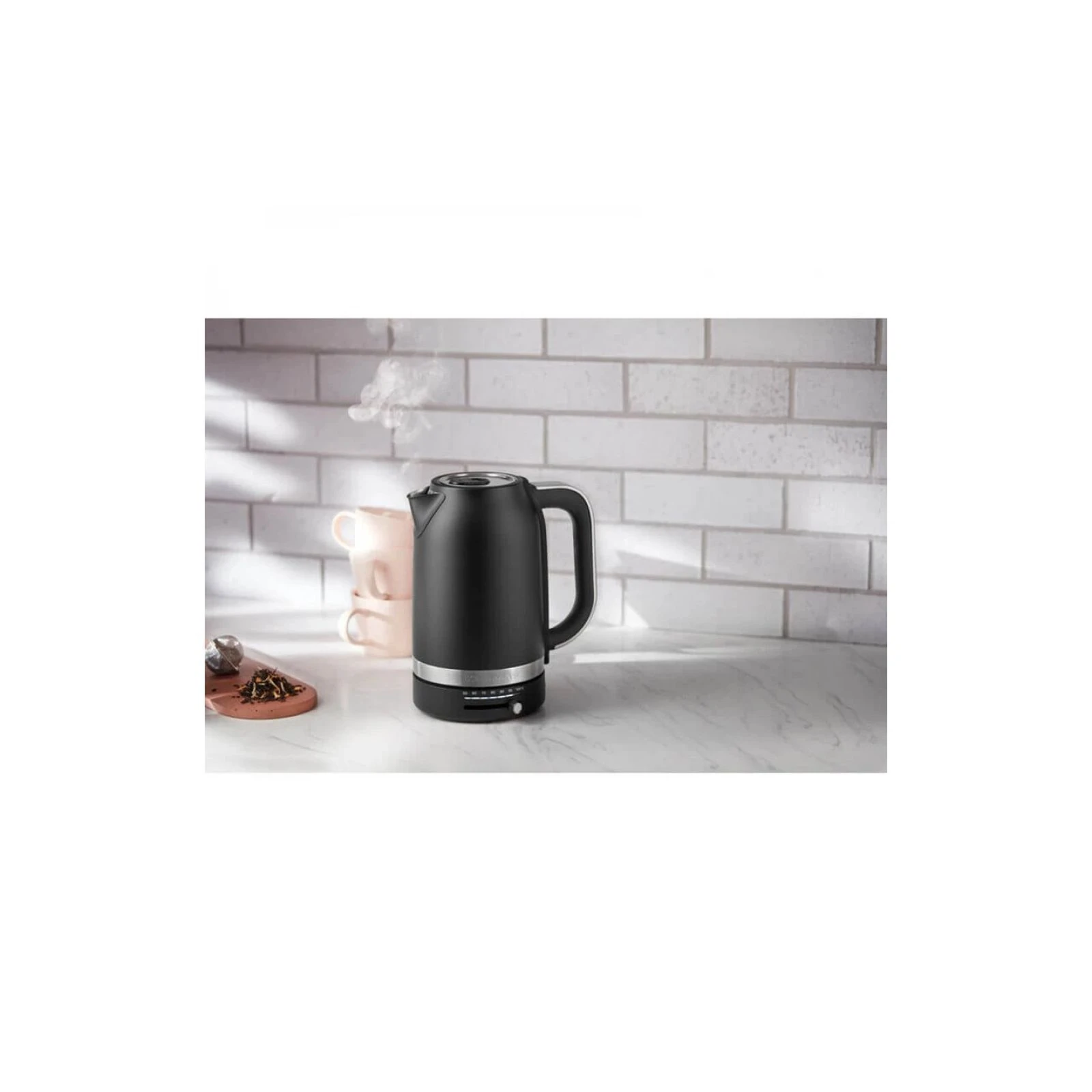 KitchenAid 5KEK1701EBM (UA) Тип: обычный; Объем: 1.7 л;