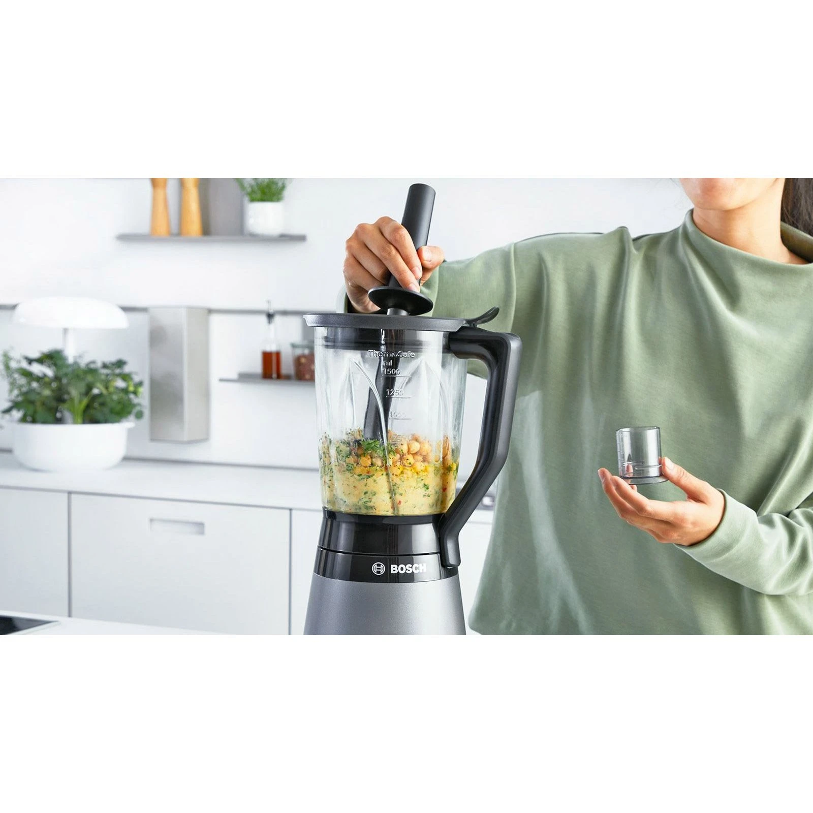 Bosch MMB6172S (UA) Емкость большого измельчителя 1500 мл