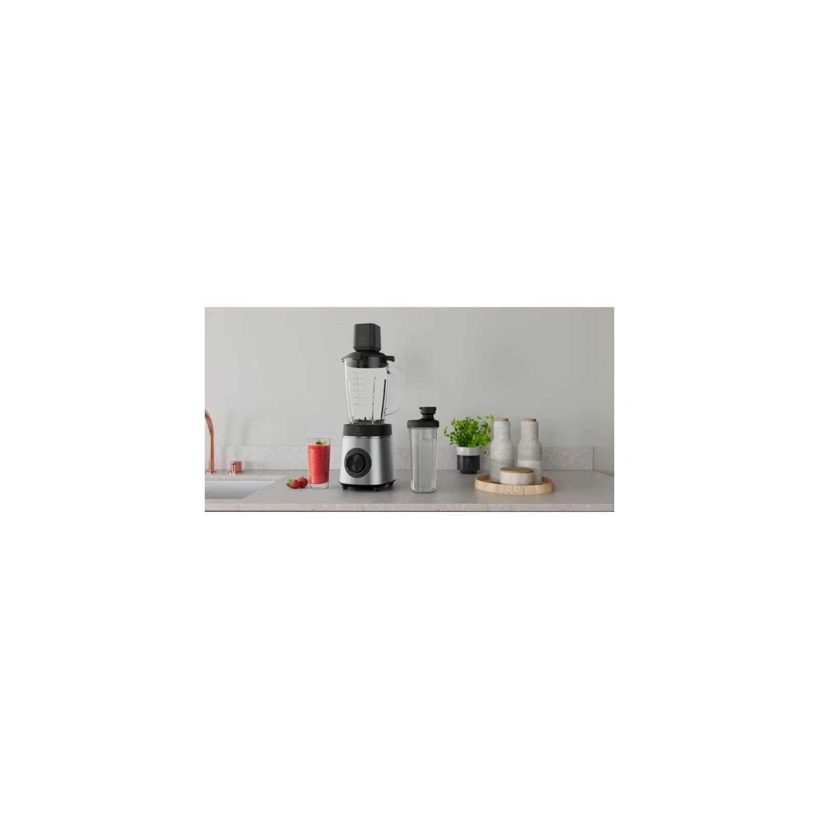 Electrolux E6VB1-8ST (UA) Тип: стационарный; Мощность: 1400