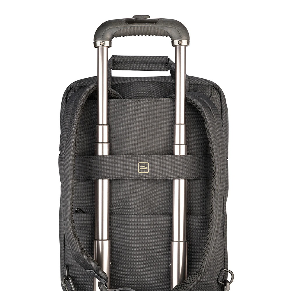 Tucano WO4 для MB Pro 16, чорний (WO4BK-MB16-AX) (UA) Тип: рюкзак; У напрямку: міський