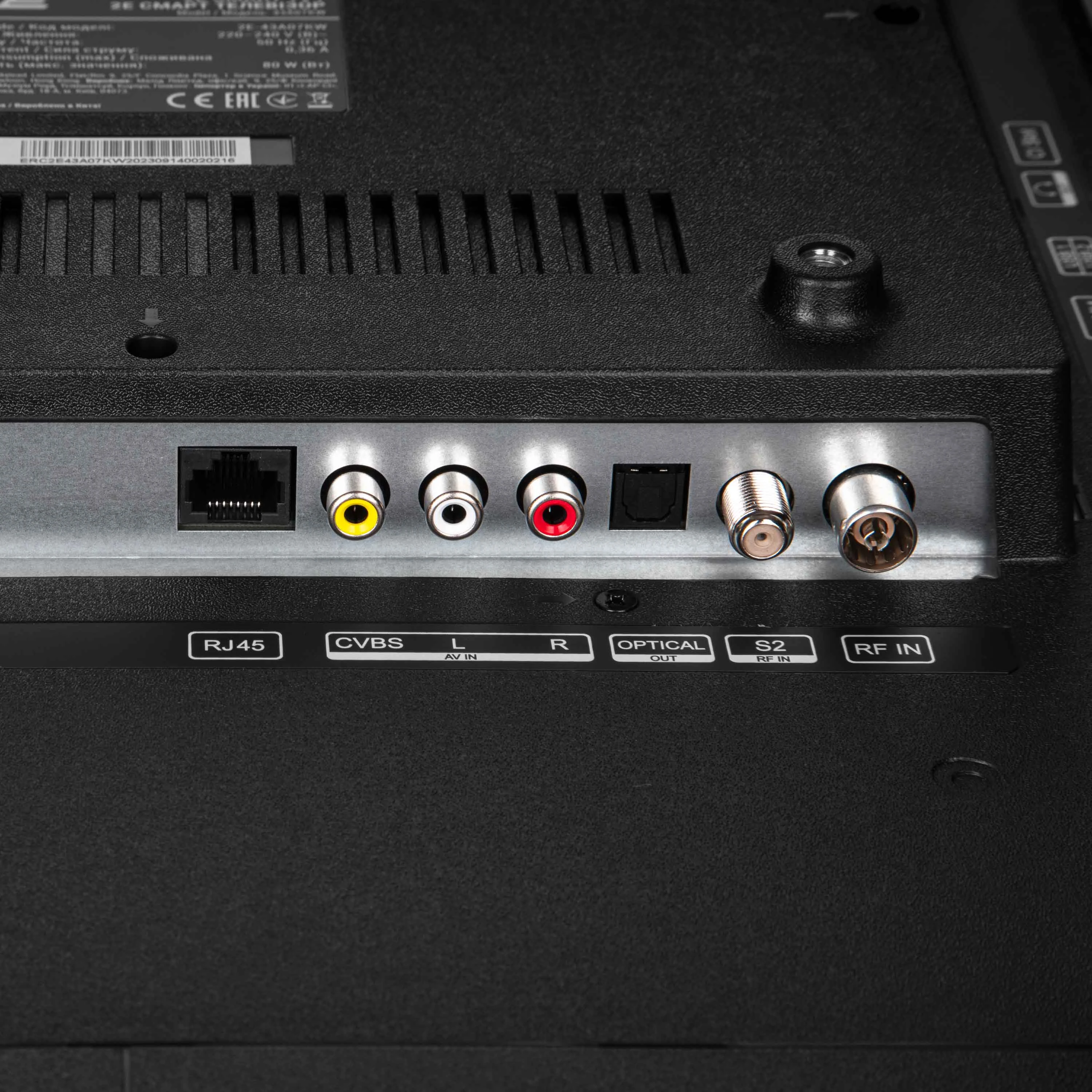 2E LED 4K 2E-43A07KU Разрешение экрана Ultra HD (3840x2160)