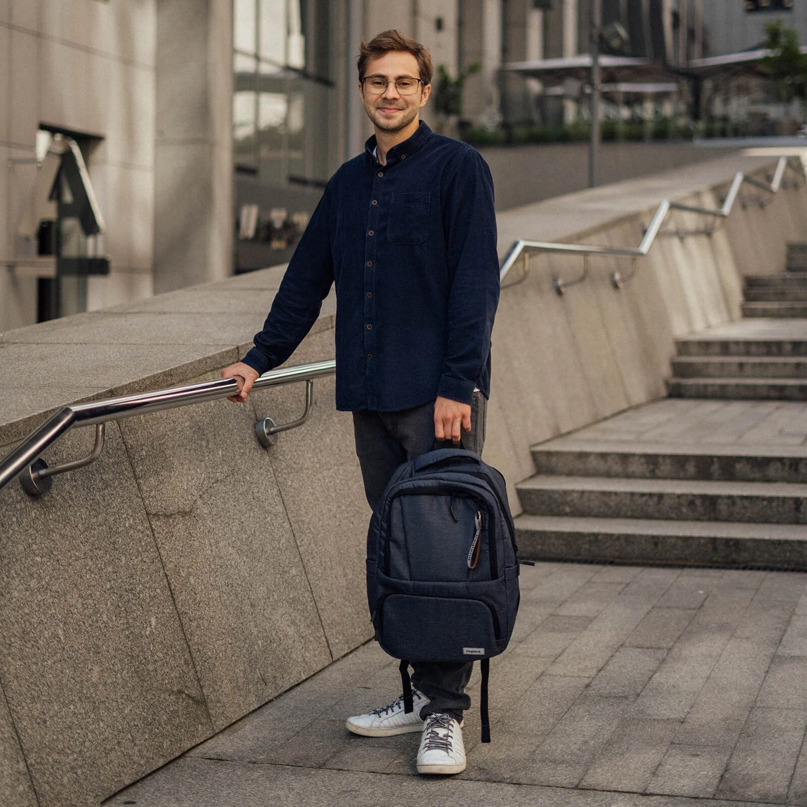 Рюкзак для ноутбука Bagland 15,6 STARK blue (815812115/0014369) (UA) Матеріал корпусу: 600D меланж;