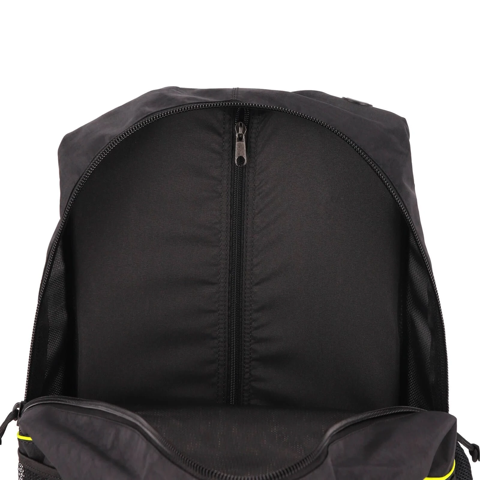 Рюкзак для ноутбука Bagland 15.6 BL Typhoon 26L Black 0017770 (1666111) (UA) Рекомендований розмір ноутбука: