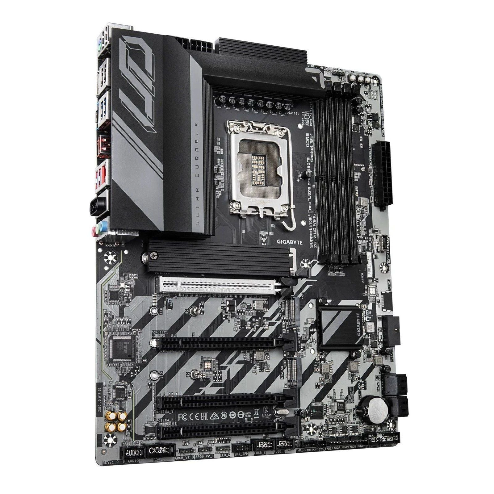GIGABYTE Z890 UD WIFI6E (UA) слоти розширення  3 x x PCI-E 4.0 X16, 1 X PCI-E 5.0 X16 (PCIEX16) 
