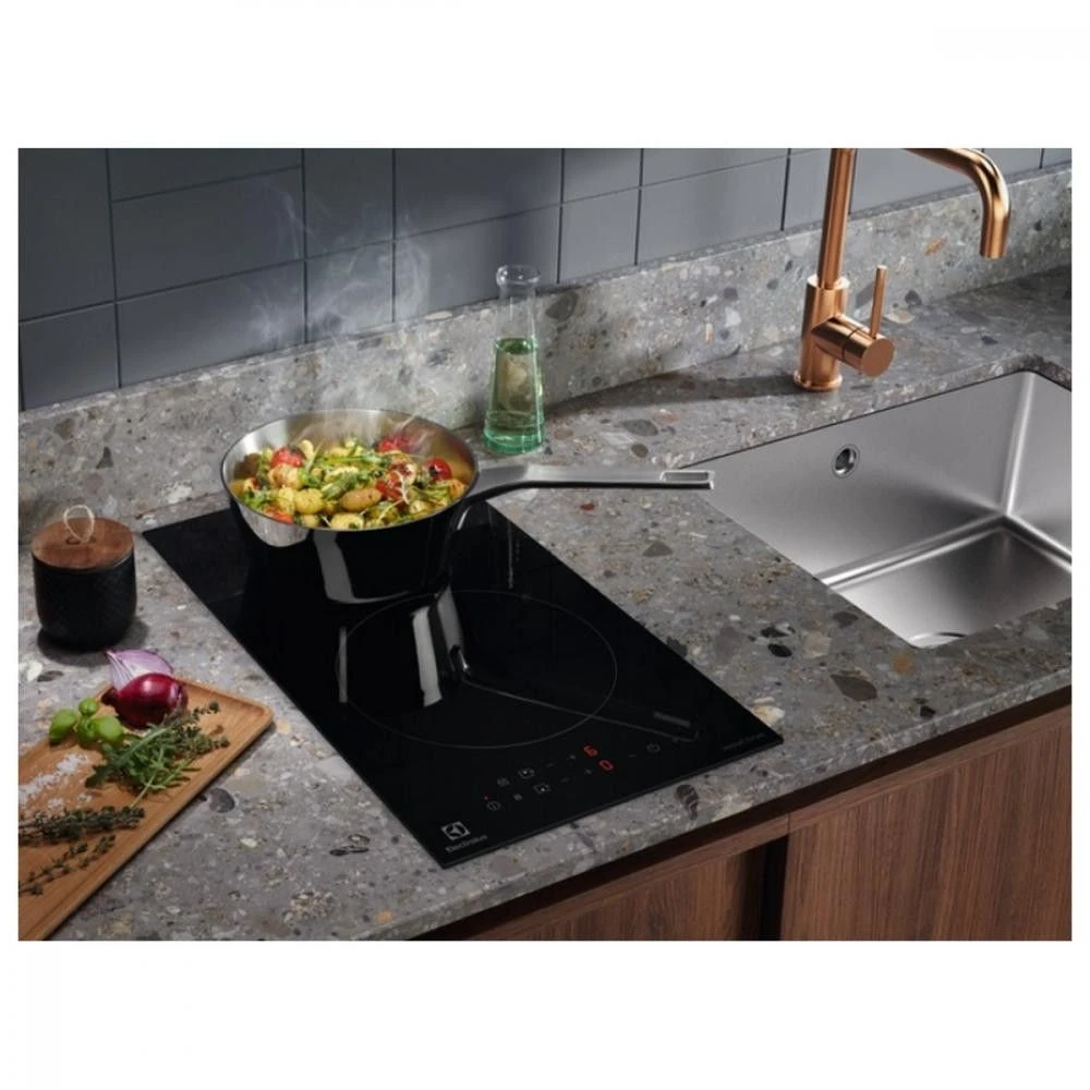Electrolux LIT30230C Бренд: Electrolux; Ширина, см: 29;