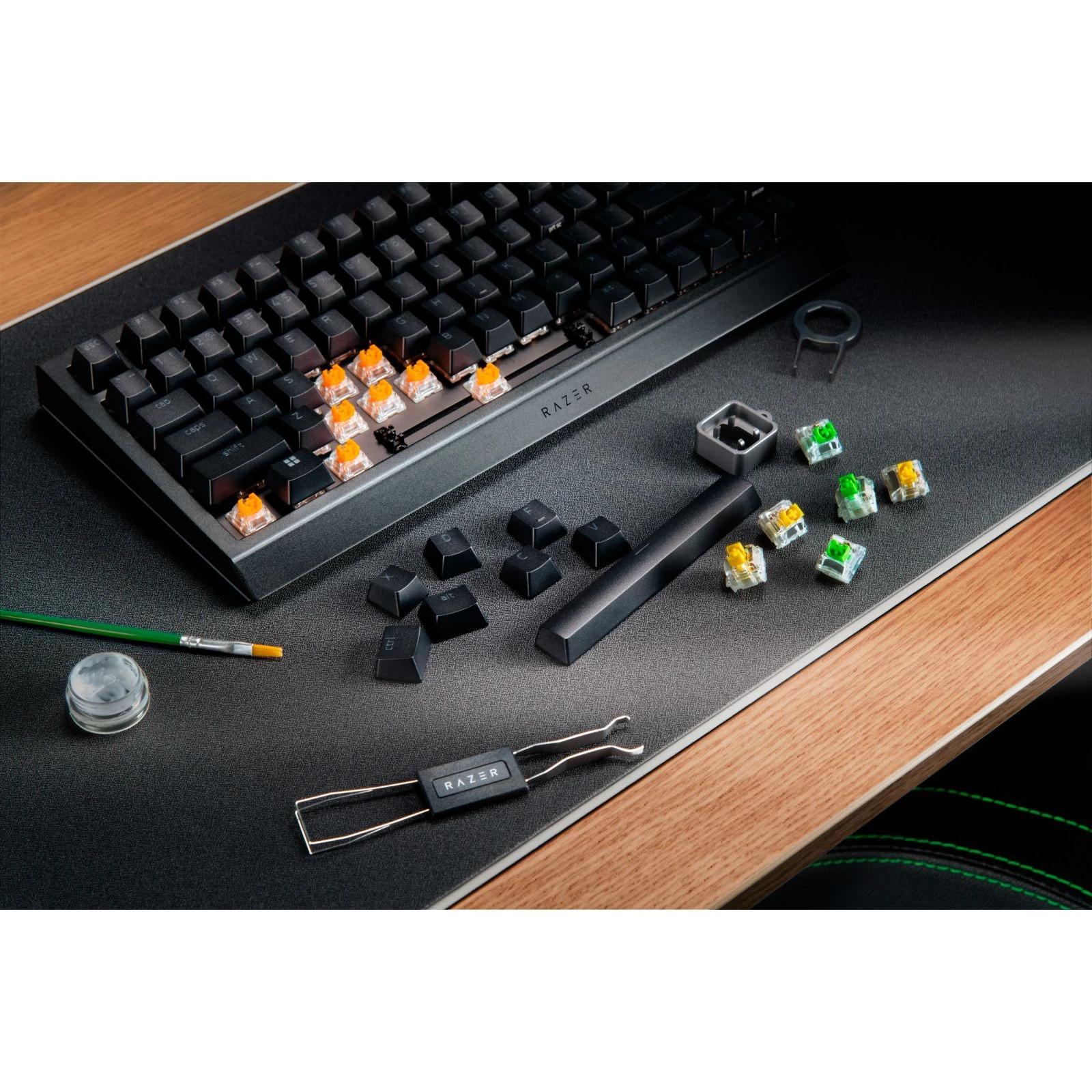 Razer BlackWidow V4 75 USB UA Black (RZ03-05000100-R3M1) (UA) Конструкция механическая