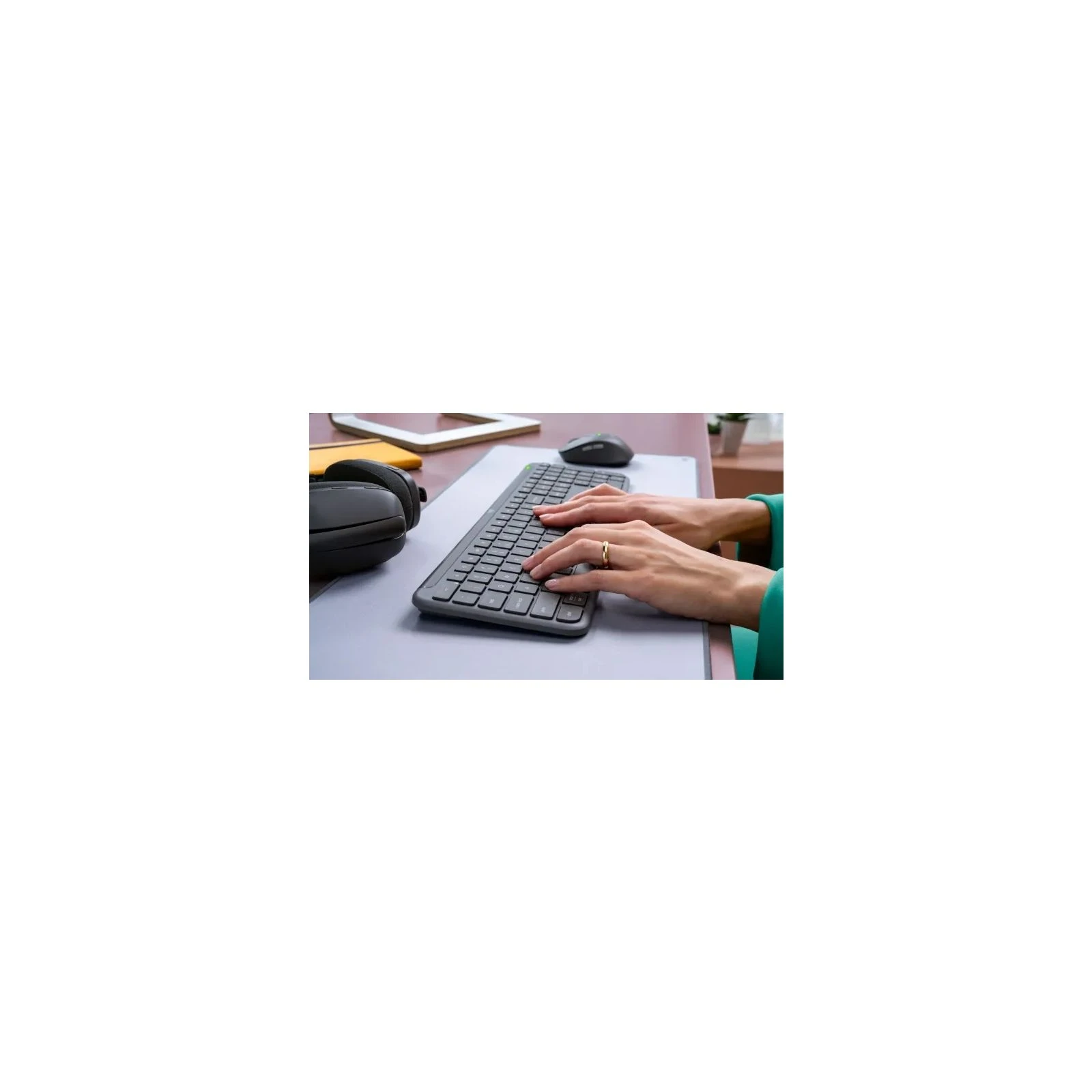 Logitech Signature Slim MK950 for Business Wireless/Bluetooth UA Graphite (920-012508) (UA) Формат клавіатури повнорозмірна