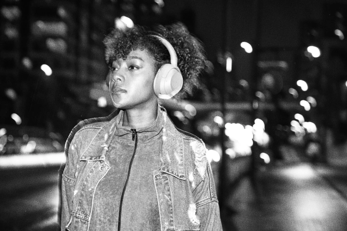 Sony Over-ear ULT WEAR BT 5.2 (WHULT900NW.CE7) Номінальний опір 314 Ом (якщо використовується кабель навушників і пристрій увімкнуто), 32 Ом (якщо використовується кабель навушників і пристрій вимкнуто) = Штекер 3.5 мм (mini-Jack); Bluetooth
