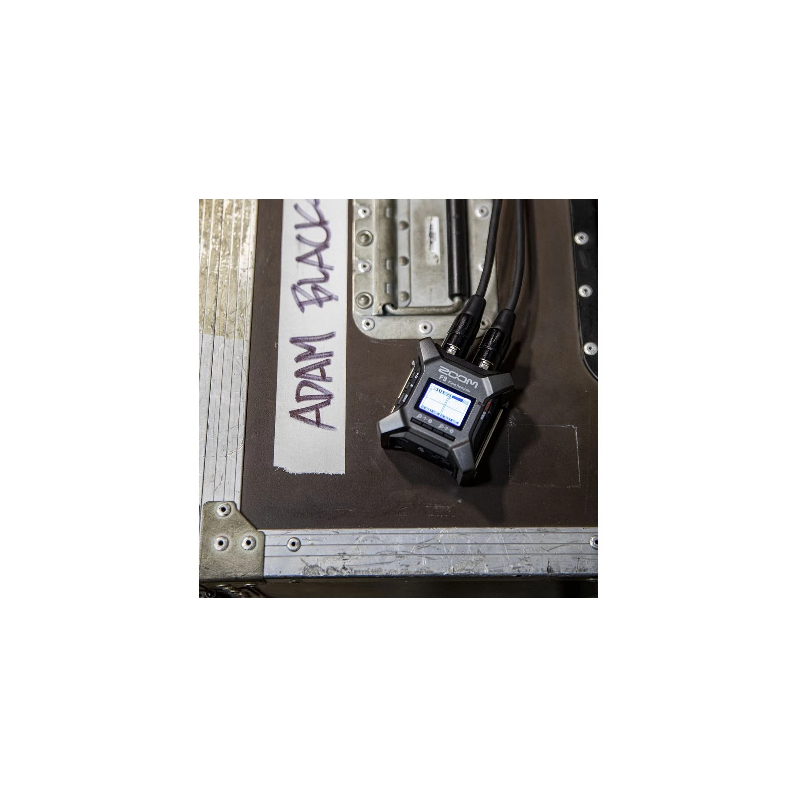ZOOM F3 рекордер (529199) (UA) Слот розширення пам'яті microSD